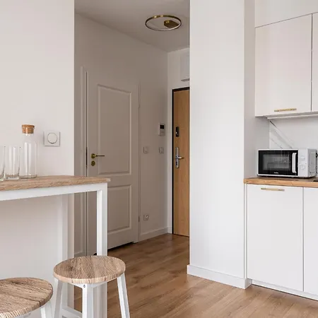 Lägenhet Rentplanet - Legnicka Wrocław