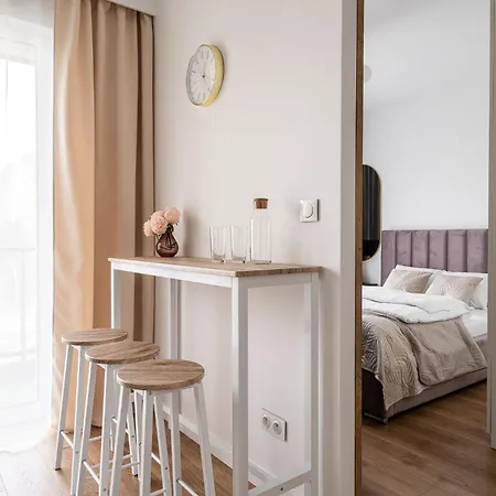 Rentplanet - Legnicka * Wroclaw