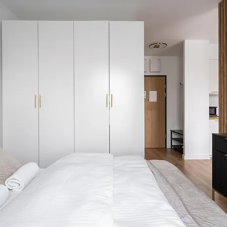 Apartment Rentplanet - Legnicka Wroclaw